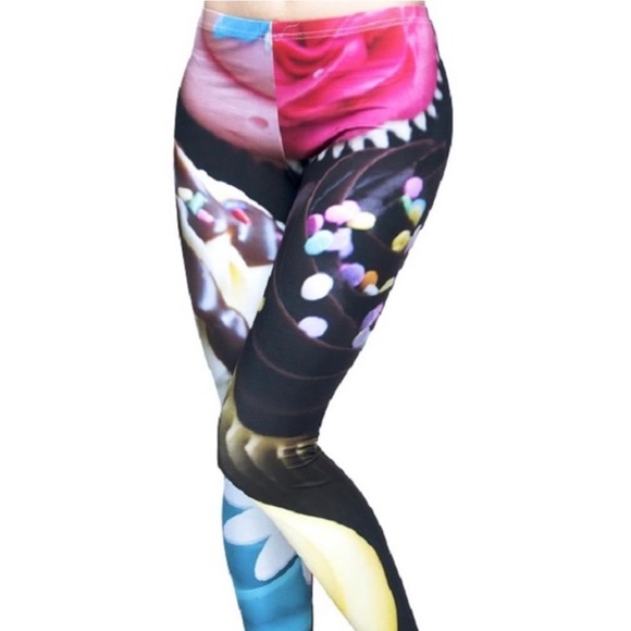 Sweet Illusions Candy Land Sprinkles & Cupcakes Leggings - Picture 3 of 12
